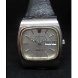 Omega, a gents stainless steel Constellation Megaquartz wristwatch with calendar.