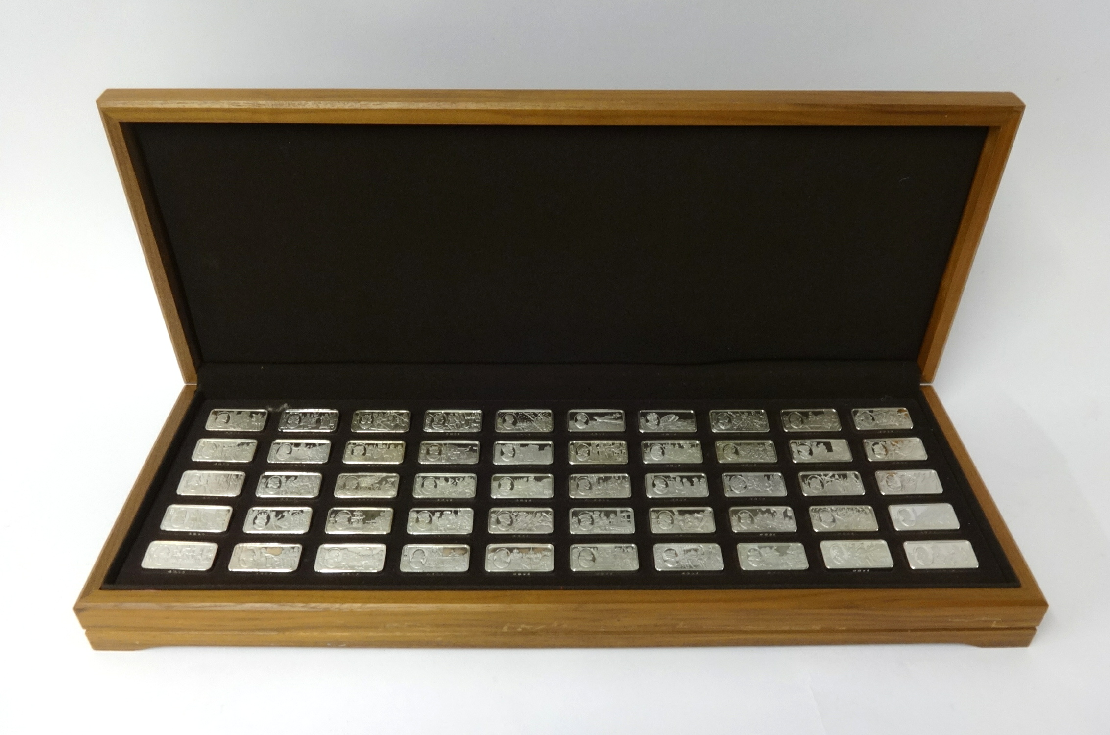 1000 Years of British Monarchy - a set of fifty silver proof ingots, John Pinches, London 1973, each
