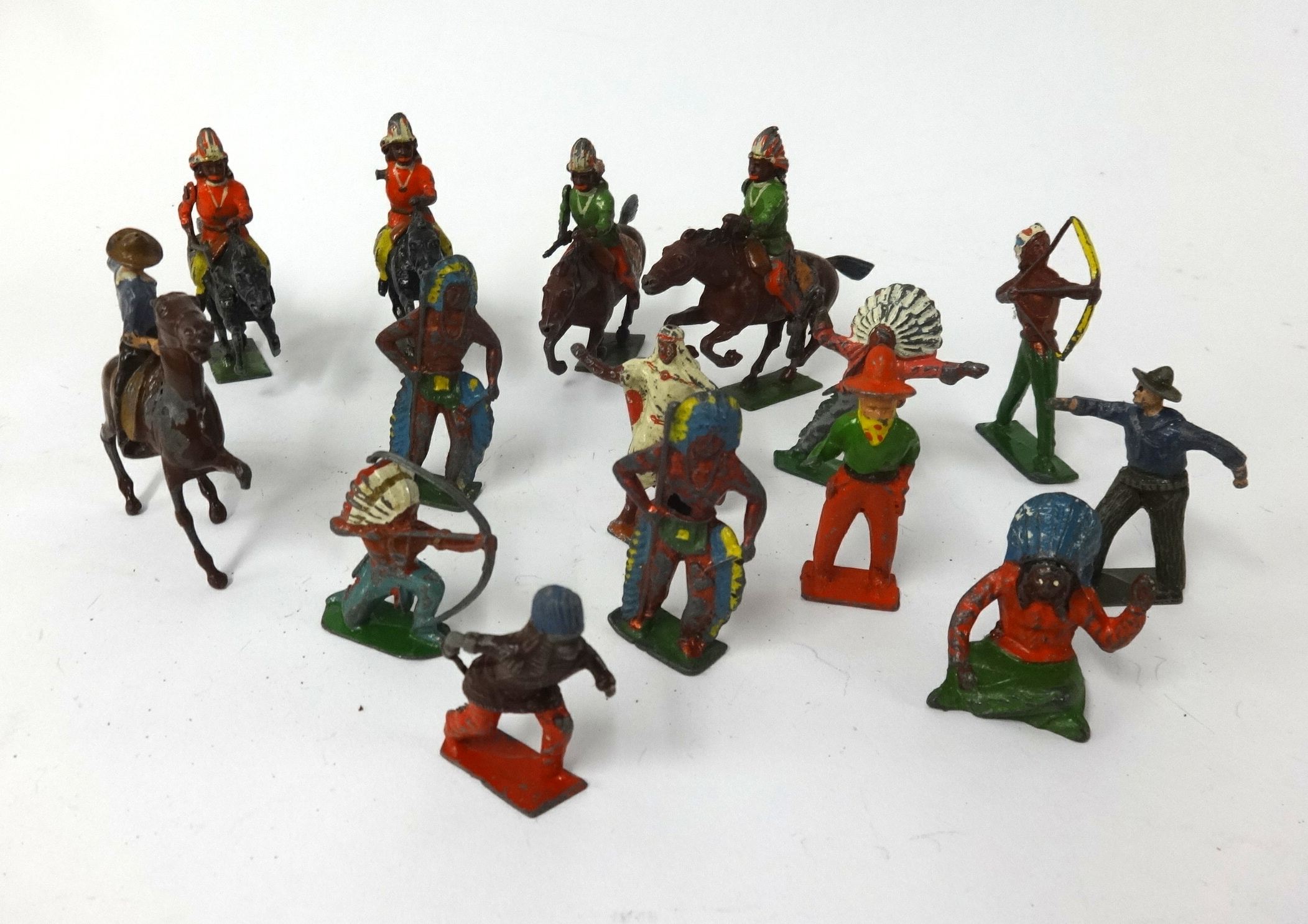 A large collection of antique lead figures including Military, Naval, Horseback, Scots guard, - Image 6 of 7