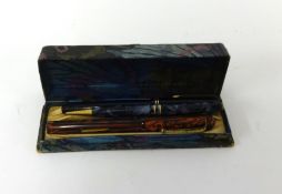 Parker 14k fountain pen, another 14ct fountain pen with mottled case, Osmiroid fountain pen,