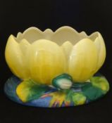 Clarice Cliff, water lily centre piece, height 13cm.