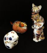 Four Royal Crown Derby paperweights, two cats, mouse and a pheasant (4).