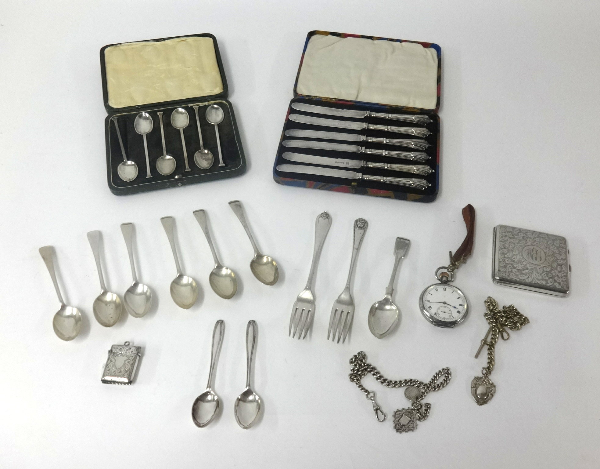 A mixed lot comprising set of six silver teaspoons Sheffield 1917, set of six George V silver