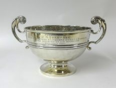 George V silver trophy bowl by Walker & Hall, with presentation inscription 1930, scroll double