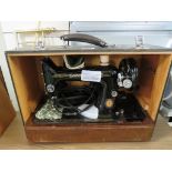 VINTAGE SINGER ELECTRIC SEWING MACHINE IN CASE