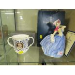 ROYAL DOULTON FIGURINE 'AUTUMN BREEZES' HN3736 (MICHAEL DOULTON EXCLUSIVE 1998) WITH CERTIFICATE AND