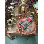 SELECTION OF METALWARE INCLUDING BRASS CANDLESTICKS, VASES, HORSE BRASSES, COPPER WALL PLATES, BUGLE