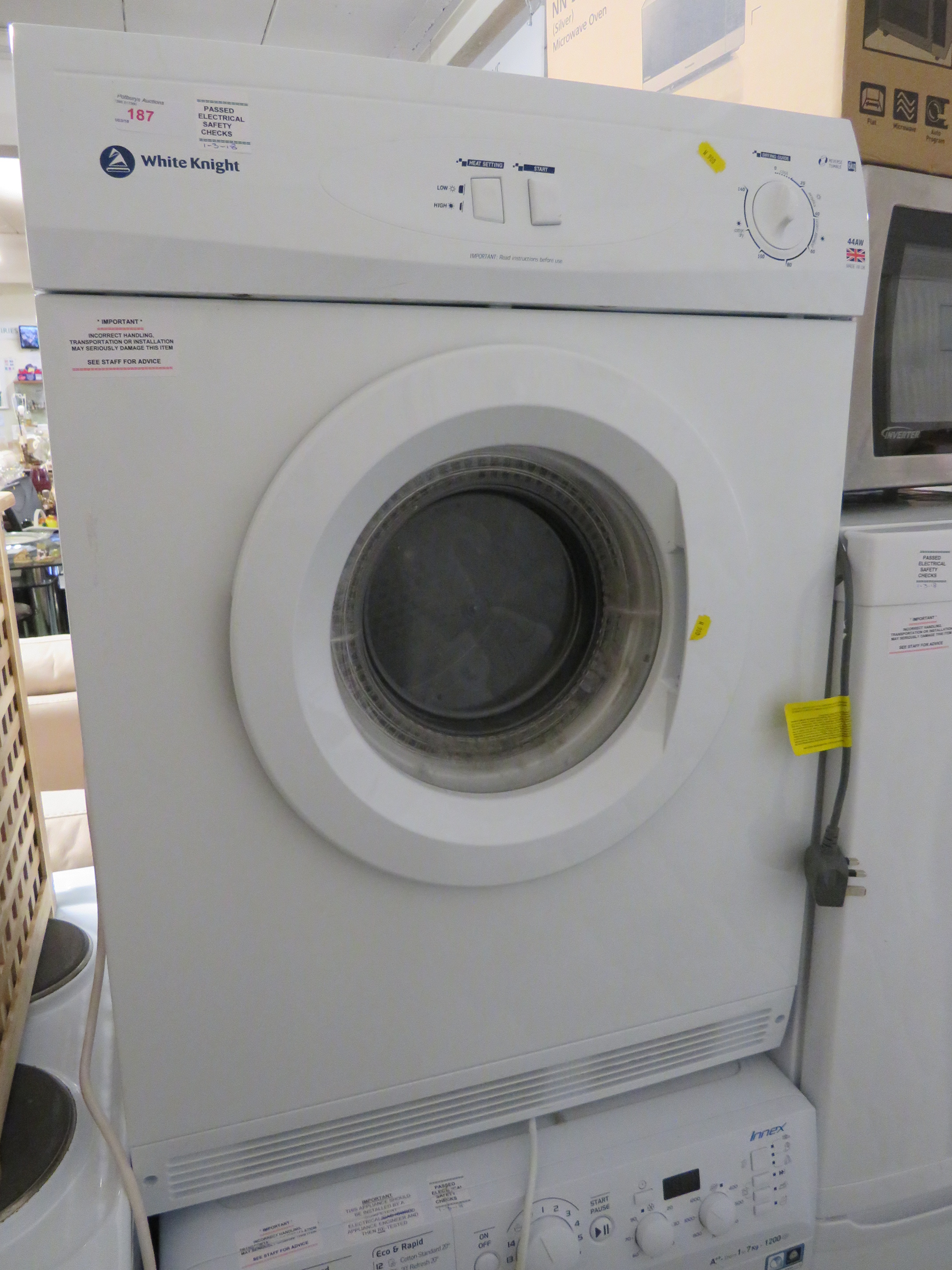 WHITE KNIGHT TUMBLE DRYER 44AW (PLUG NEEDED)