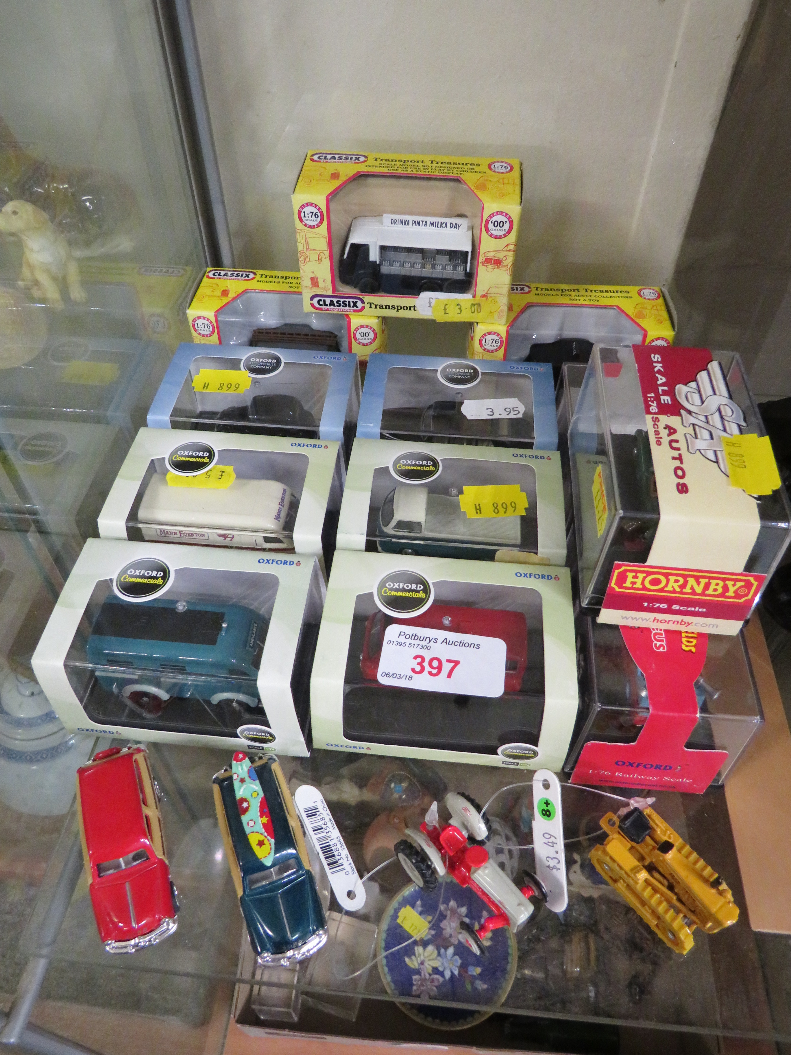 EIGHT BOXED OXFORD DIE-CAST VEHICLES, THREE BOXED CLASSIX VEHICLES, ONE OTHER BOXED VEHICLE AND FOUR