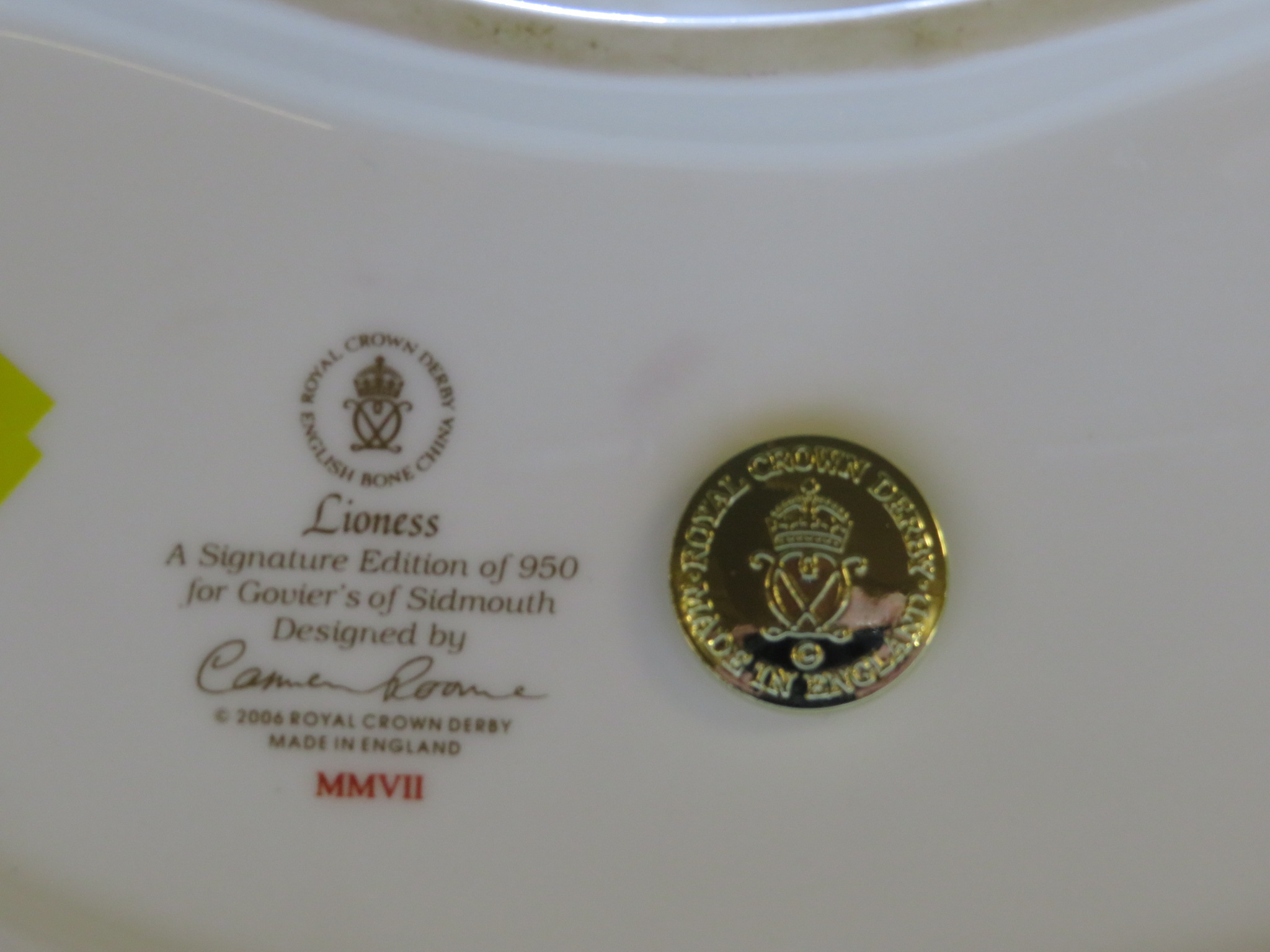 Two Royal Crown Derby signature editions paperweights designed by Cameron Roome of 950 for Goviers - Image 4 of 8