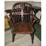 ELM WINDSOR CHAIR