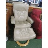EKORNES STRESSLESS SWIVEL RECLINING ARMCHAIR AND FOOTSTOOL IN CREAM LEATHER UPHOLSTERY