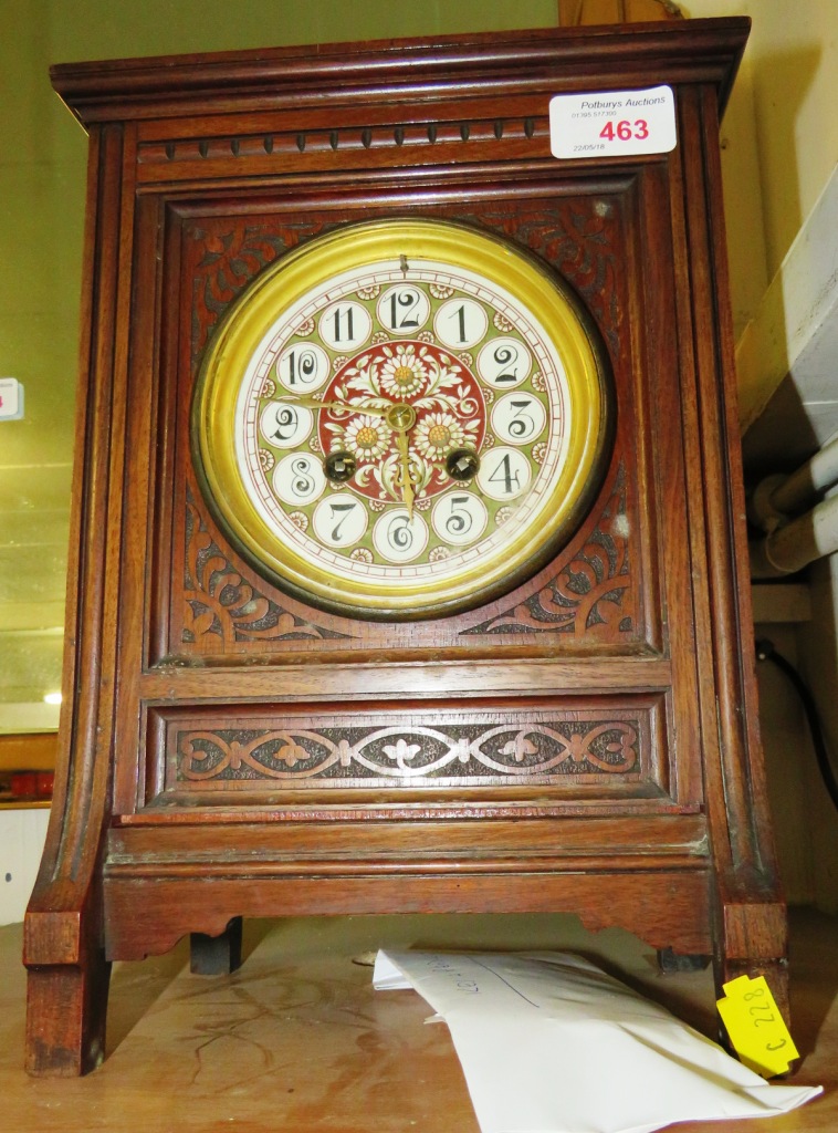 OAK CASED CHIMING MANTLE CLOCK