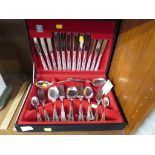 CANTEEN OF VINERS SILVER PLATED CUTLERY