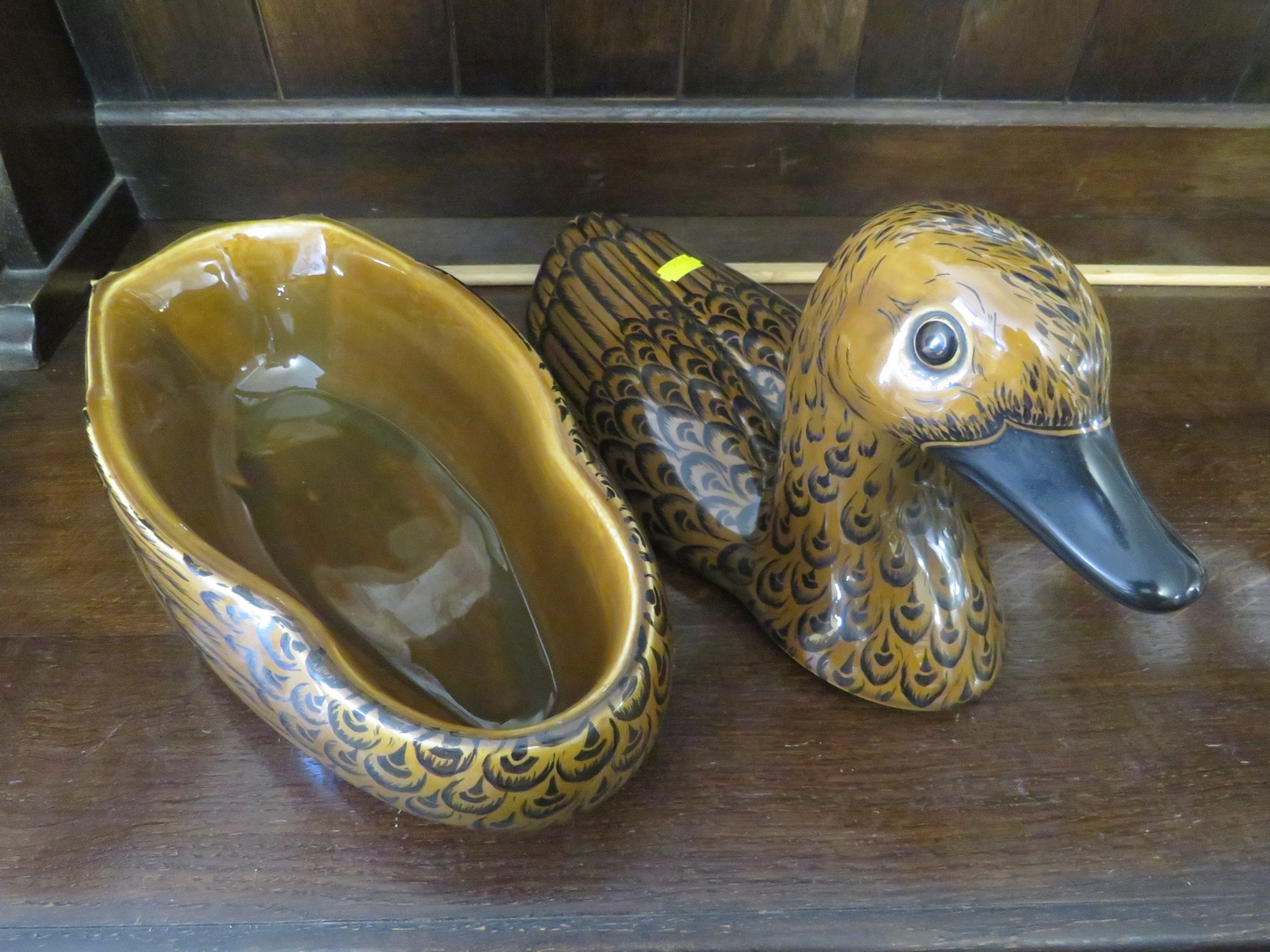 TWO LARGE FLORAL DECORATED CERAMIC WALL PLATES, FORNASETTI CERAMIC DUCK CROCK AND TWO OTHER SMALL - Image 3 of 7