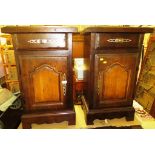 PAIR OF RUSTIC DARK WOOD BEDSIDE CUPBOARDS, EACH WITH SINGLE DRAWER TO TOP (KEY IN OFFICE)