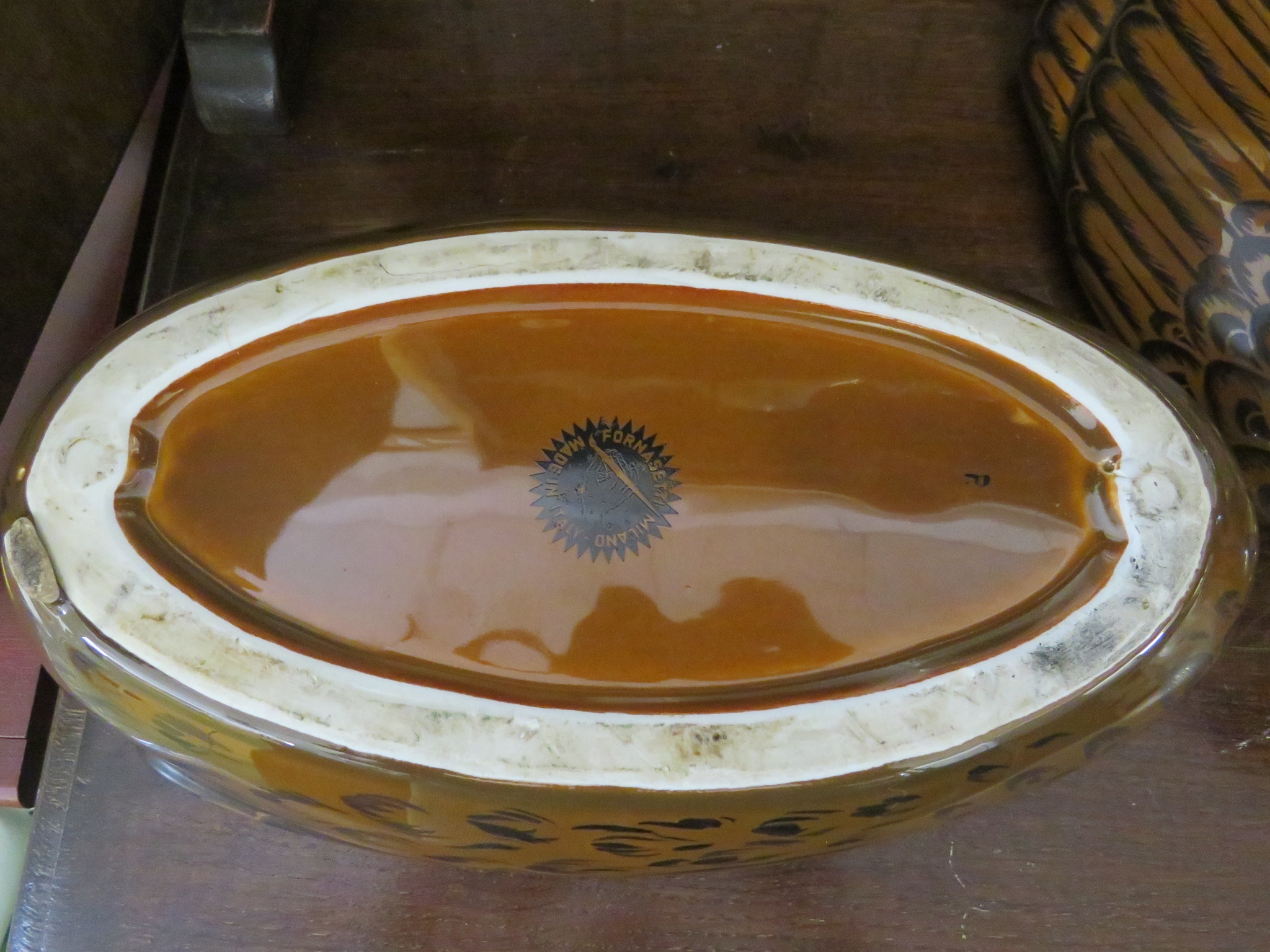 TWO LARGE FLORAL DECORATED CERAMIC WALL PLATES, FORNASETTI CERAMIC DUCK CROCK AND TWO OTHER SMALL - Image 4 of 7