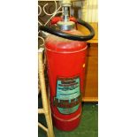 VINTAGE MINIMAX FIRE EXTINGUISHER