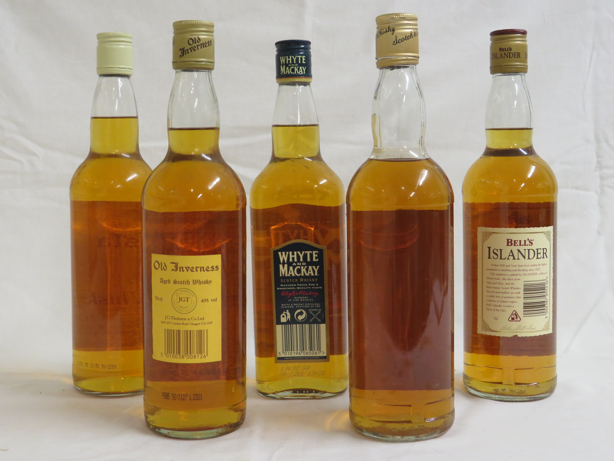 Bottle of Whyte & Mackay Scotch whisky matured twice, 70cl; bottle of Bell's Islander mature - Image 2 of 4