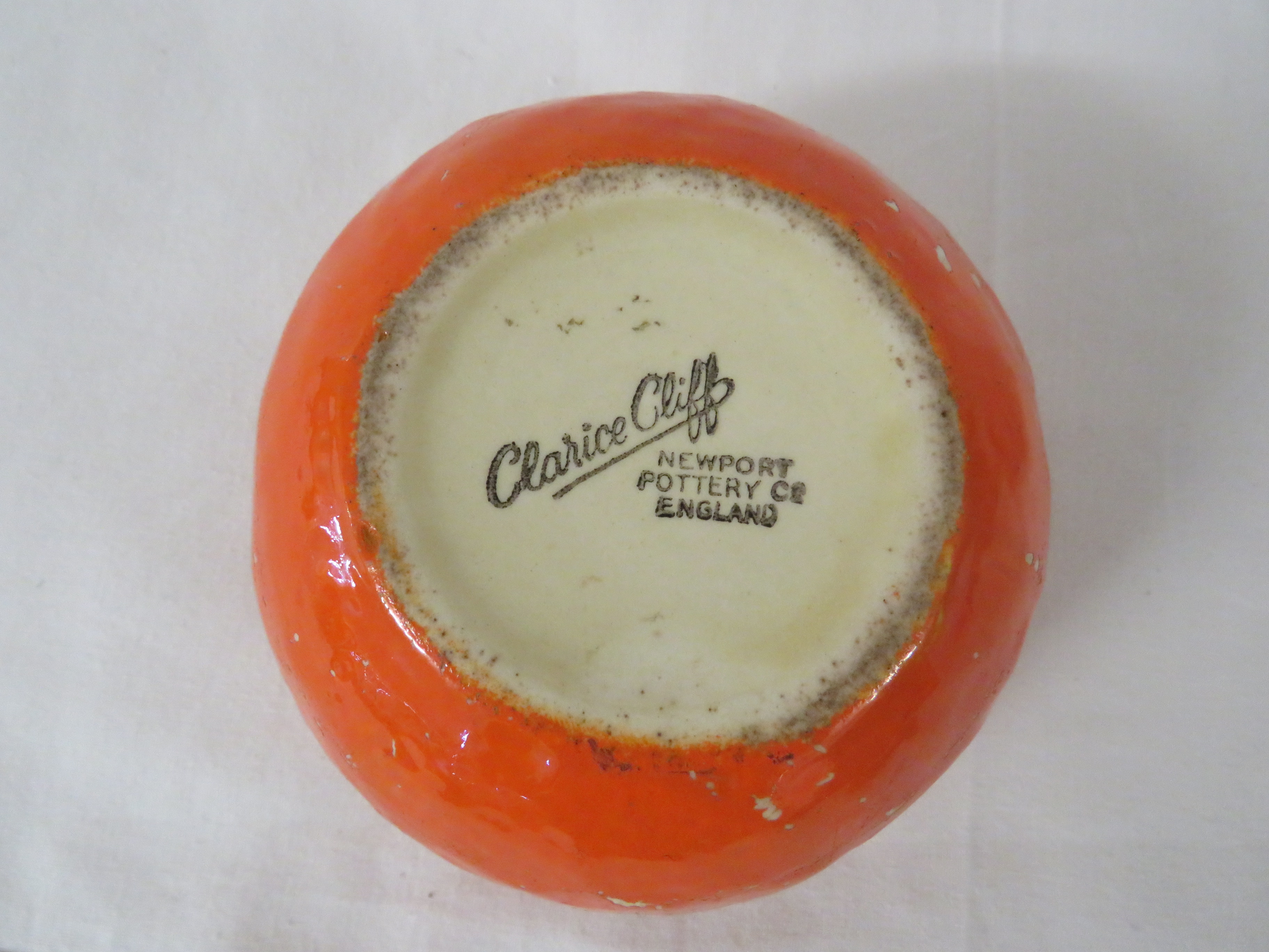 Clarice Cliff Newport Pottery marmalade pot modelled as an orange - Image 4 of 6