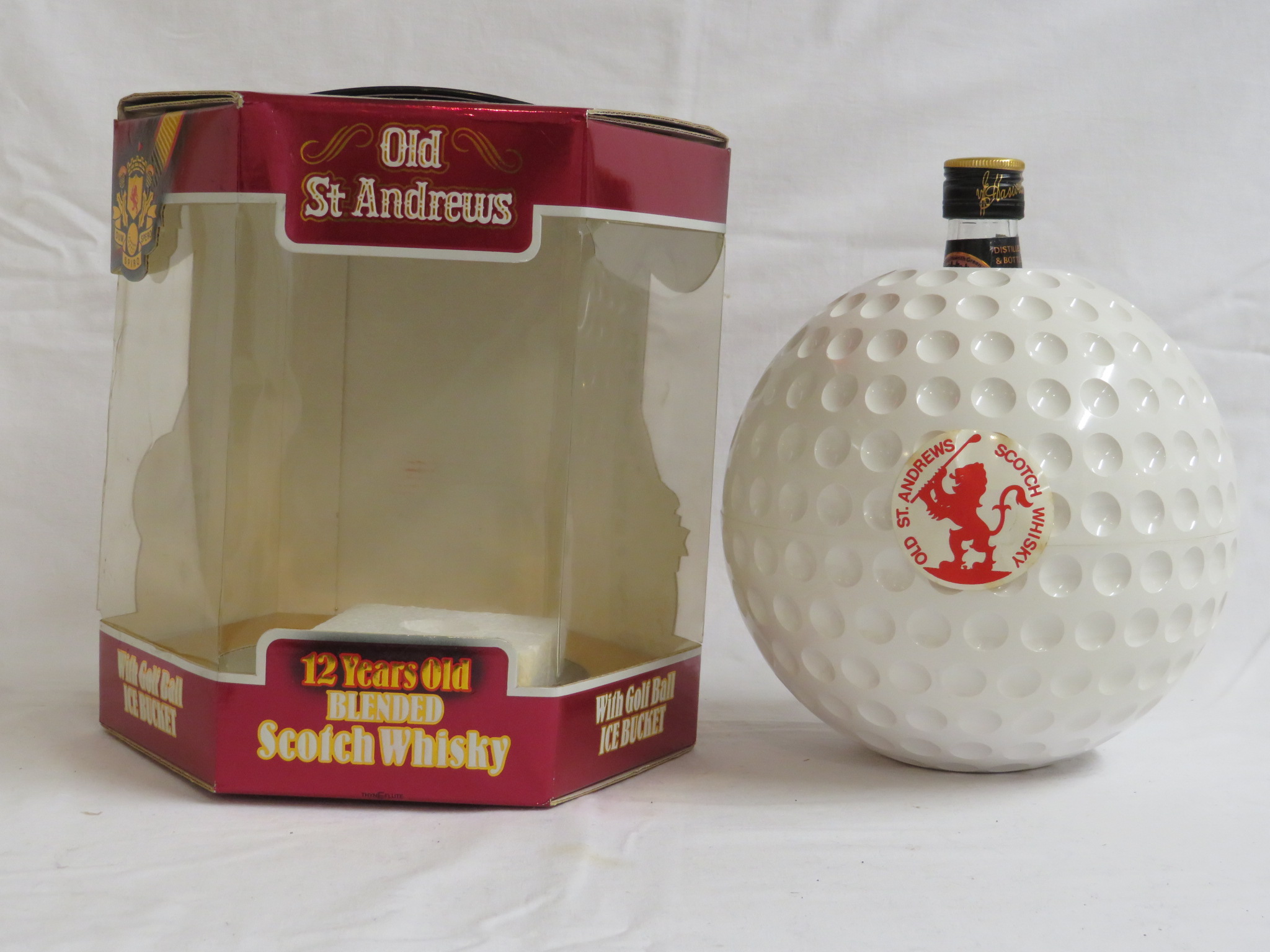 Boxed presentation pack comprising bottle of Old St Andrews 12 years old blended Scotch Whisky, - Image 2 of 8