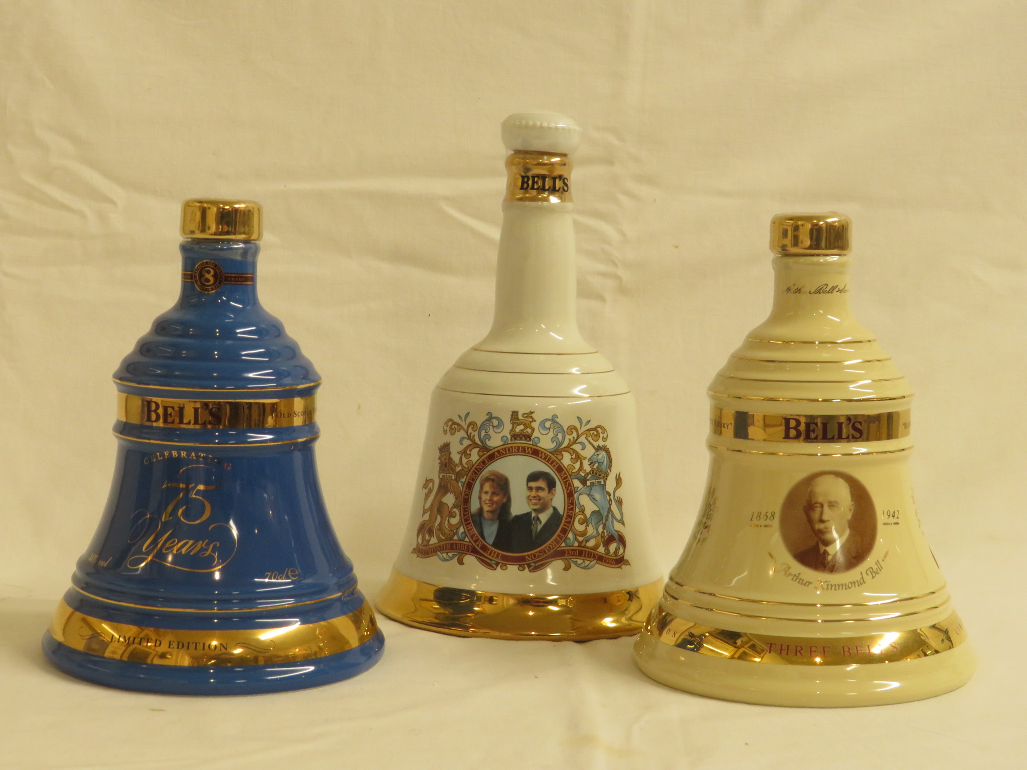 Boxed Wade Bell's limited edition Scotch whisky decanter celebrating the Royal wedding 2011, 70cl; - Image 5 of 5