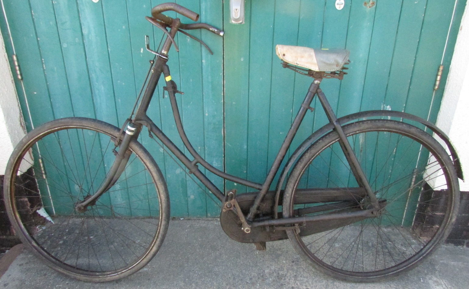 VINTAGE GAZELLE BIKE