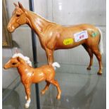 BESWICK STALLION AND BESWICK FOAL OF SIMILAR COLOUR