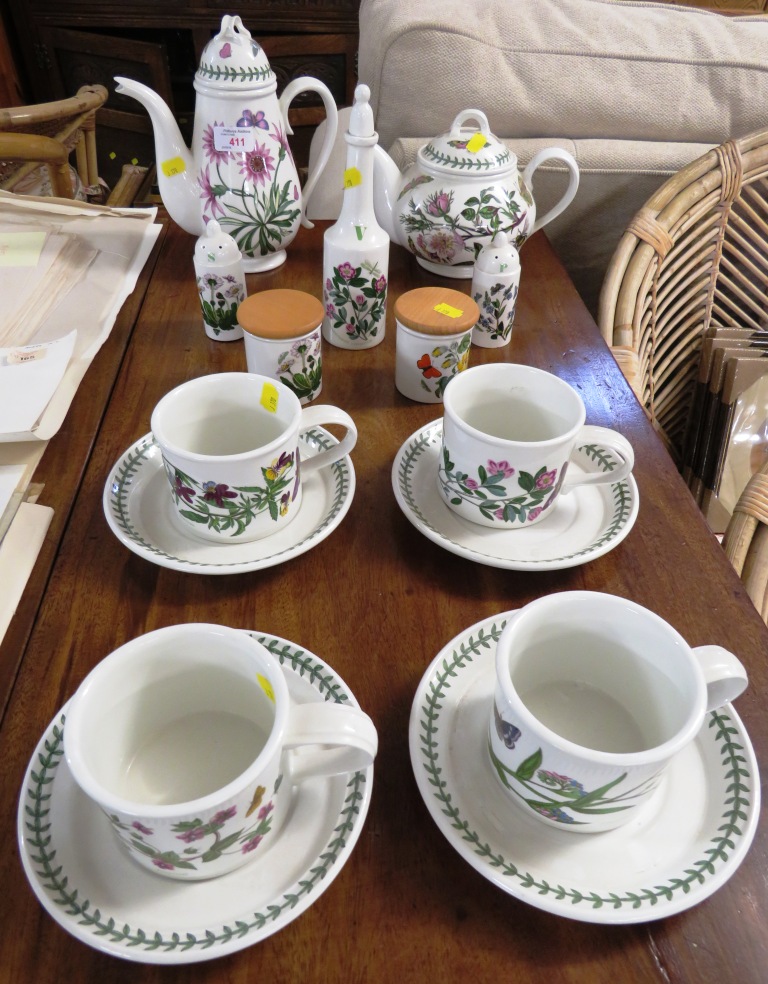 PORTMEIRION 'BOTANIC GARDEN' DINNER AND TEA WARE INCLUDING CONDIMENTS, COFFEE POT AND TEAPOT