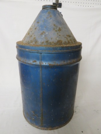 Broughs Esso Blue Paraffin canister with tap, height 50cm, diameter 28.5cm - Image 2 of 5