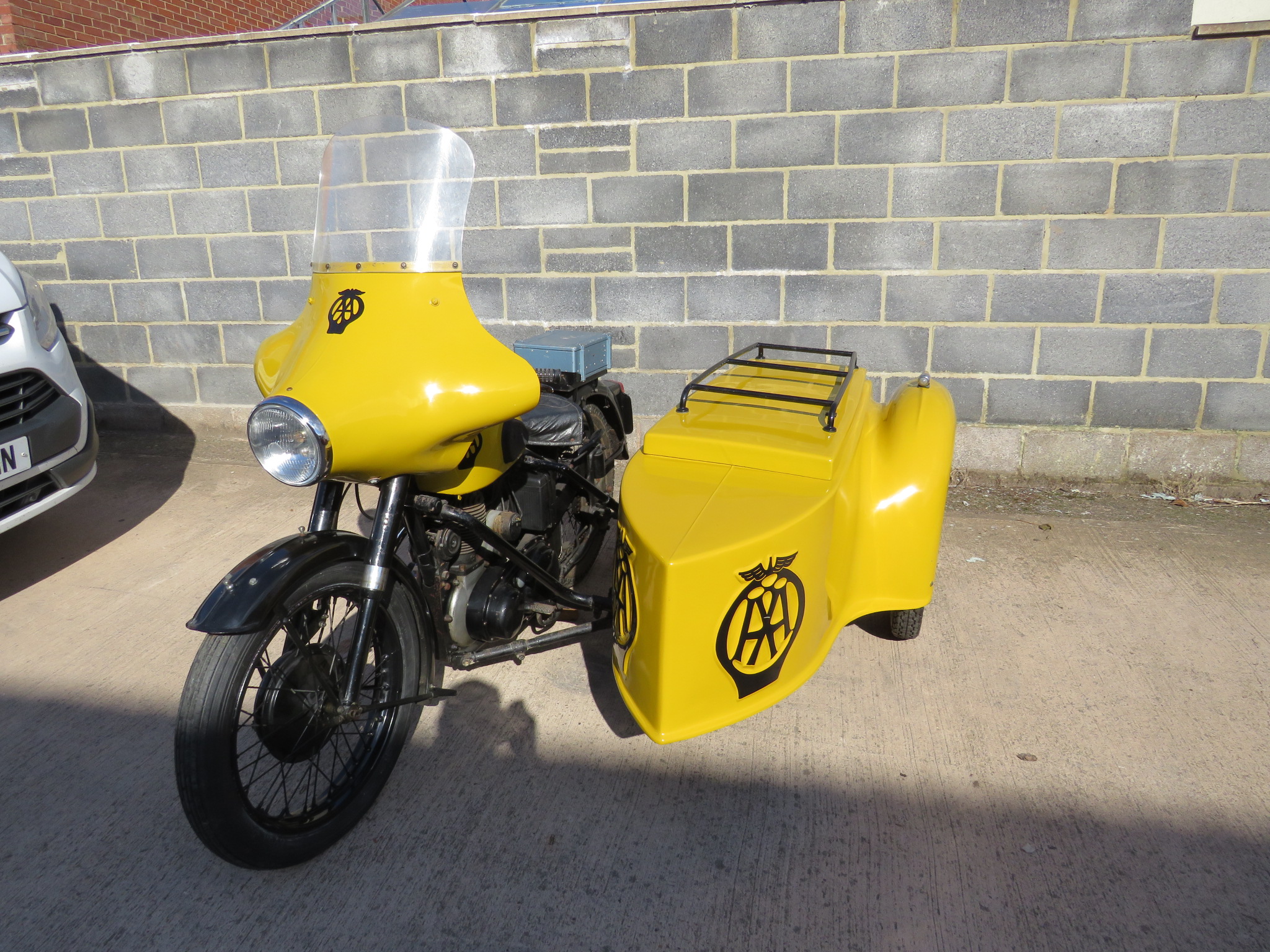 1959 BSA 591cc AA motorcycle and sidecar, registration number WLN 228, with a Pye Telecommunications - Image 2 of 15