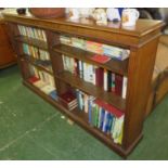 OAK OPEN LONG BOOKCASE WITH FOUR ADJUSTABLE SHELVES