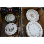 A mixed collection of ceramic items to include Meakins Studio patterned dinner plates,