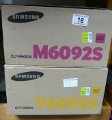 Two SAMSUNG toner cartridges Magenta CLT-M6092S and Yellow / Jaune CLP-Y6092S (2) This lot is