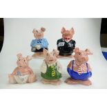 Collection of Wade Natwest pigs (5 in lot)