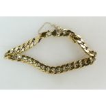 9ct gold bracelet, 14.