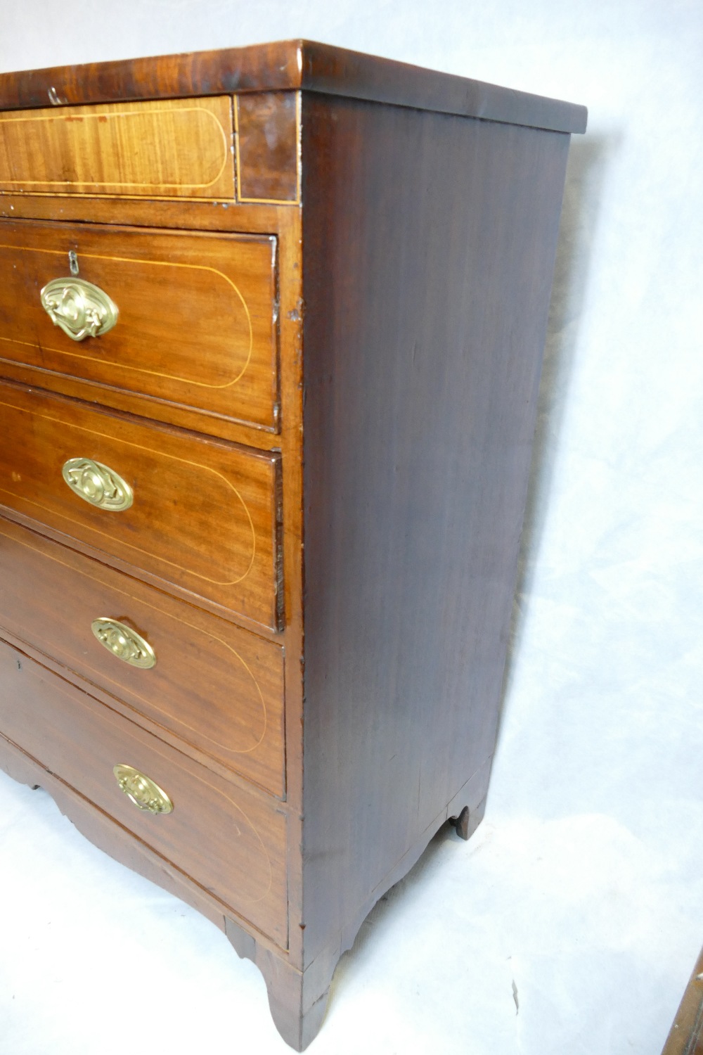 George III mahogany inlaid large chest of drawers - Image 5 of 6