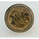 Half Sovereign Ring Gross weight 10.