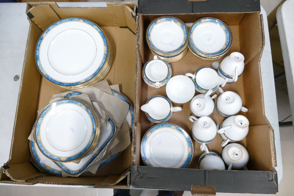 Wedgwood dinner and tea set in the Curzon design including oval platters, plates, - Image 2 of 2