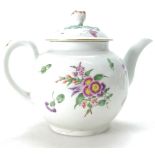 18th/19th century Worcester polychrome teapot and cover decorated with flowers,