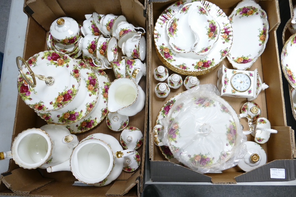 A large collection Royal Albert old country roses including plates, tureen & cover, tea sets, - Image 5 of 5