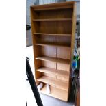 Large Mid-Century Ercol blonde elm bookcase with 6 removable shelves