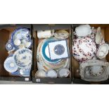 A mixed collection of ceramic items to include floral decorated part dinnerset,