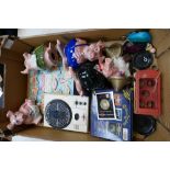 A collection of items to include wade part set Natwest pigs,