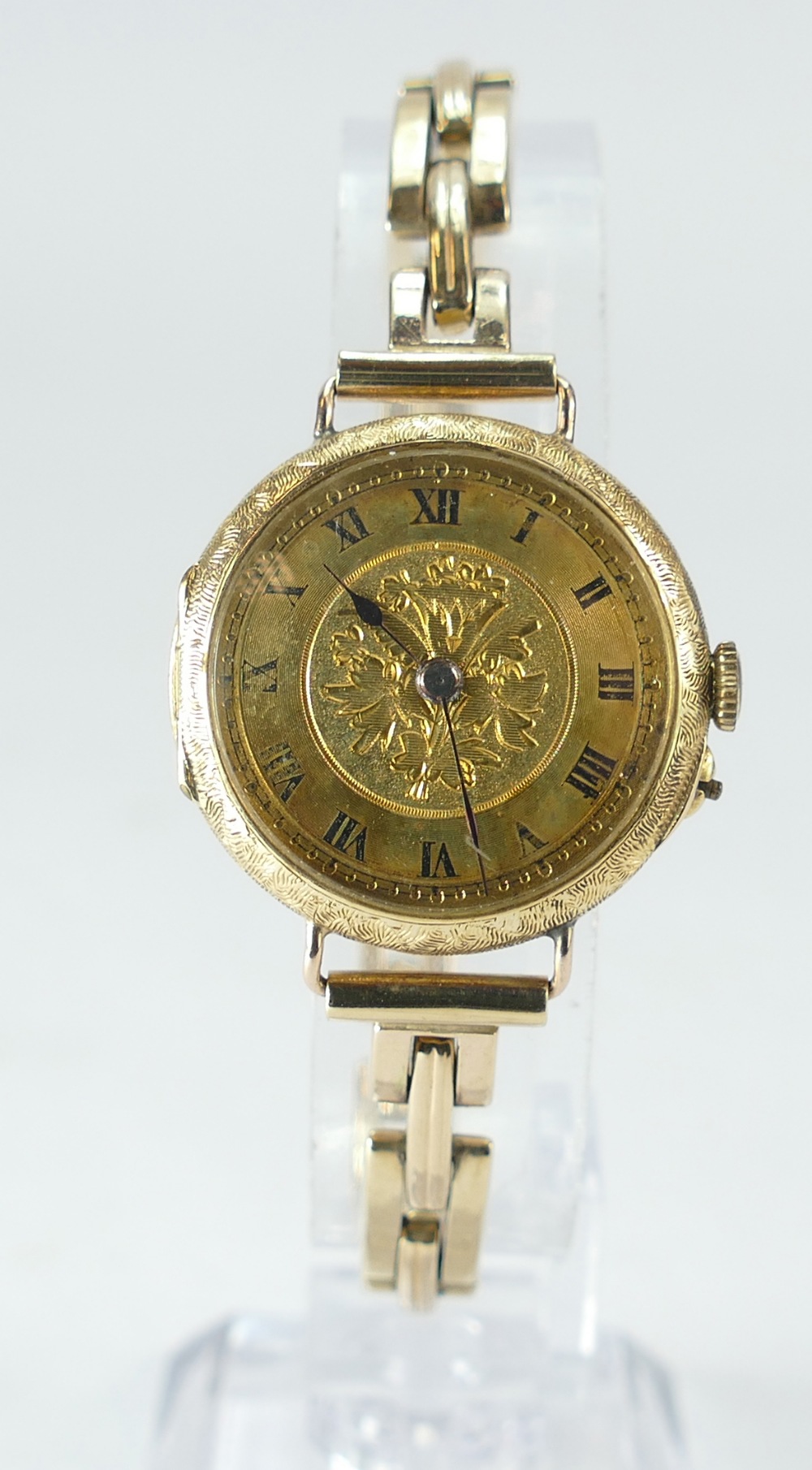 18ct Gold ladies Wristwatch (not working) on 9ct. gold expanding bracelet. 23.5g gross.