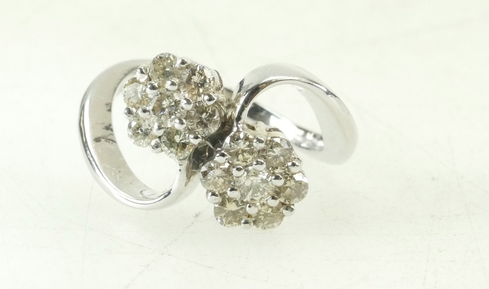 18ct White gold ladies diamond Crossover ring, each round set containing 7 diamonds, size K, - Bild 2 aus 5