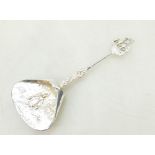 Large Dutch silver coloured metal TEA CADDY SPOON 14cm long. 35.8g.