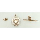 9ct Rose Gold Fob & T-bar plus 9ct links. 13.