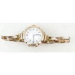 9ct gold ladies wristwatch with 9ct gold bracelet, total weight 18.