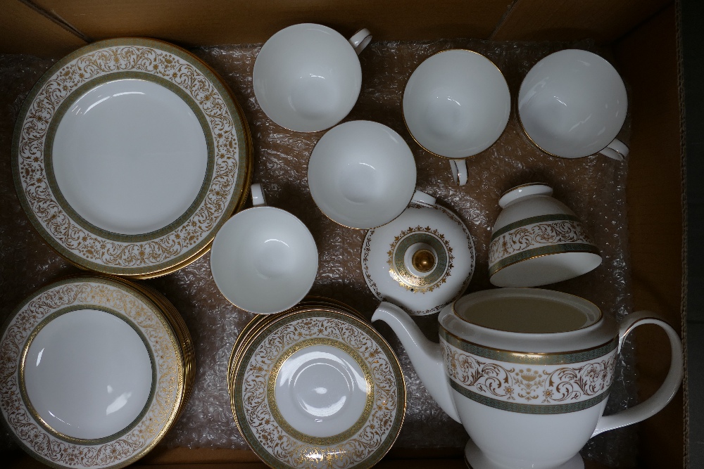 Minton ARAGON pattern dinner and tea ware to include - 12 x 27cm dinner plates, - Image 4 of 5